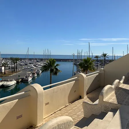 Apartment Piso Islas C111 *