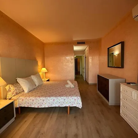 Piso Islas C111 * Benalmadena